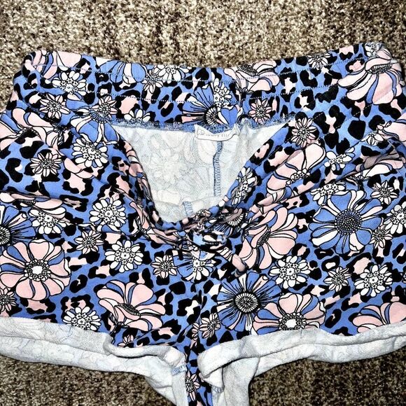 Ivory Ella Women's Elephant Blue Floral Sweatshorts - Picture 3 of 5
